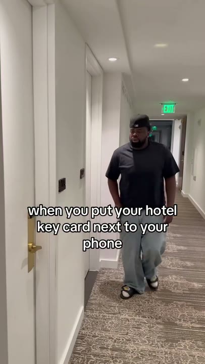 Frame at 1 seconds: The creator approaches a hotel room door beneath the persistent mistake-based text overlay.