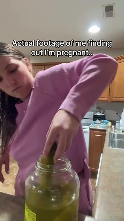 Frame at 0 seconds: The creator reaches into a large pickle jar and pulls out a pickle beneath the persistent setup text.
